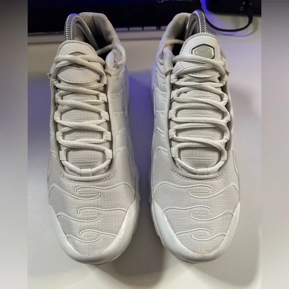 Nike Air Max Plus - Picture 5 of 10